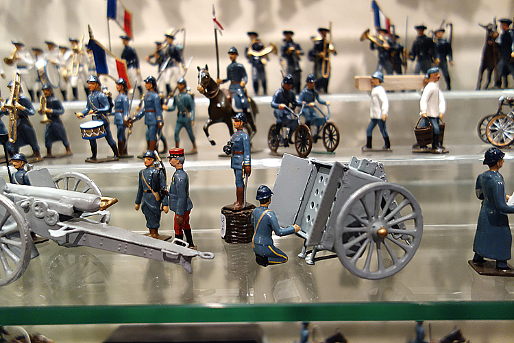 Figurines de plomb - Pièces d'artilleries de la Guerre 14-18 avec des soldats français © Photogriffon
