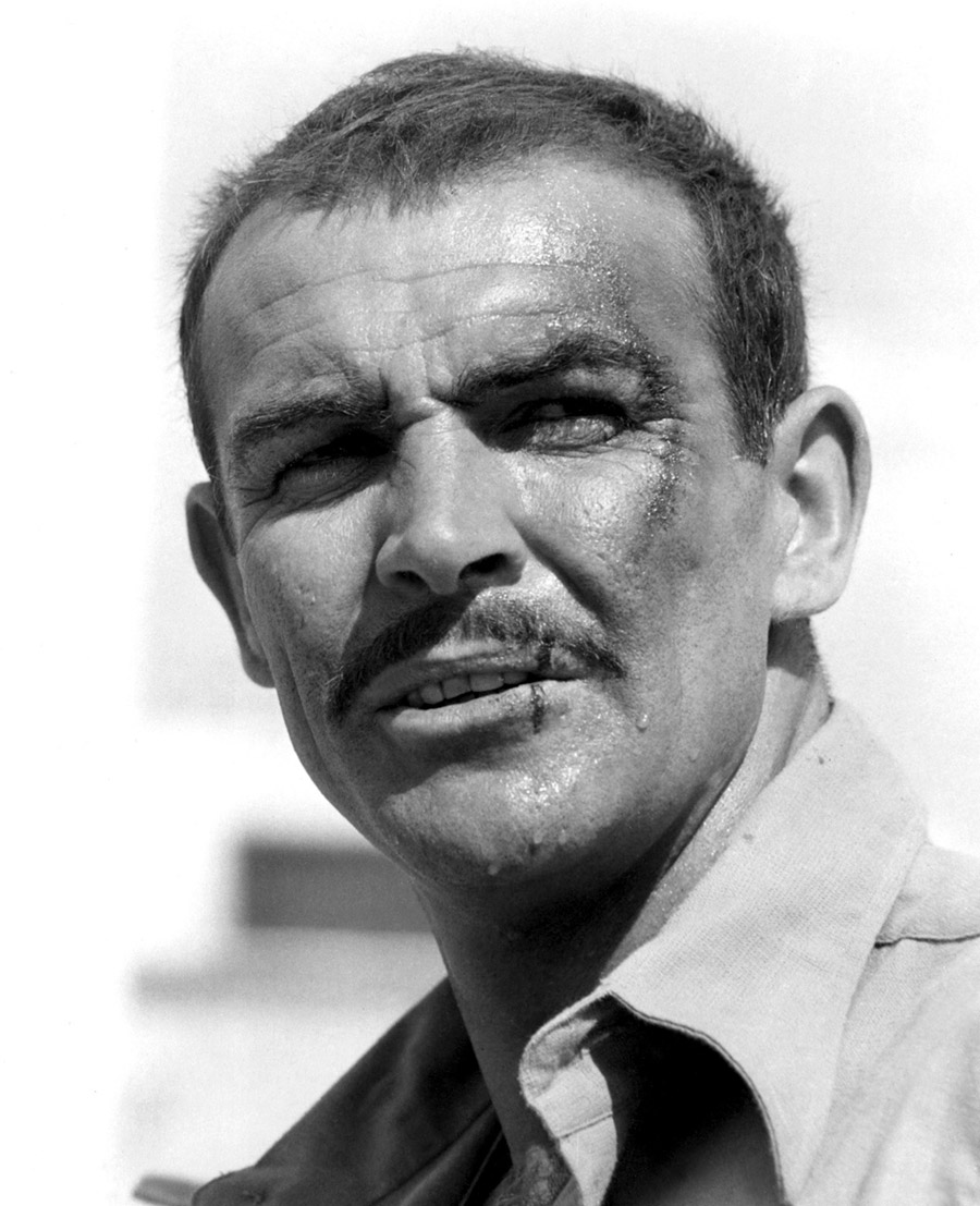 Sean Connery dans le film La colline des hommes perdus - 1965 © Photo sous Copyright