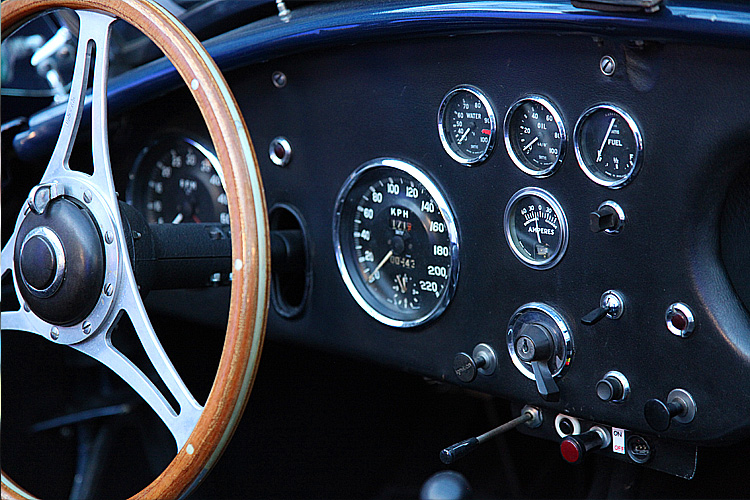 tour auto 2013 - Intérieur d'AC Cobra je pense, mais bon pas sûr (si il y a des connaisseurs...) © Photogriffon.com