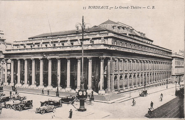 carte postale ancienne de villes et de vieilles voitures - bordeaux grand theatre début de siècle