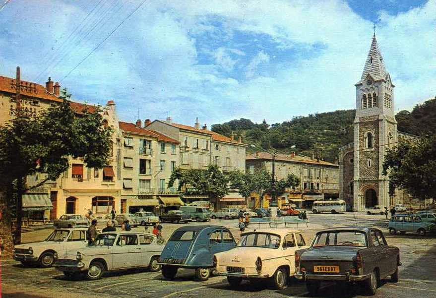 carte postale ancienne de villes et de vieilles voitures - le cheylard dep 07