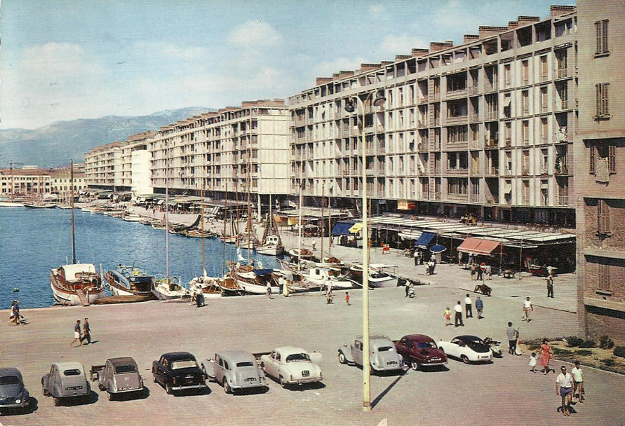 carte postale ancienne de villes et de vieilles voitures - toulon le vieux port